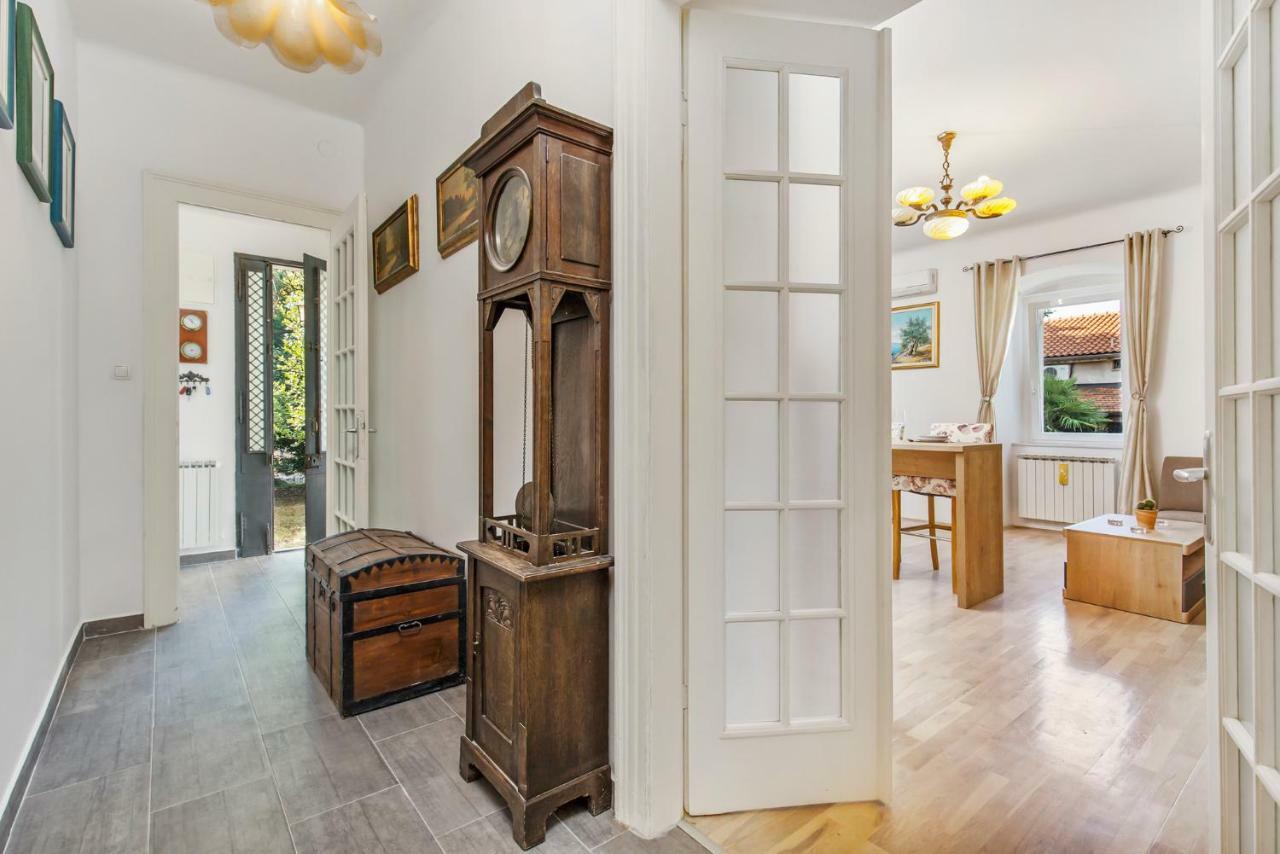 Apartman Villa Carolina 里耶卡 外观 照片