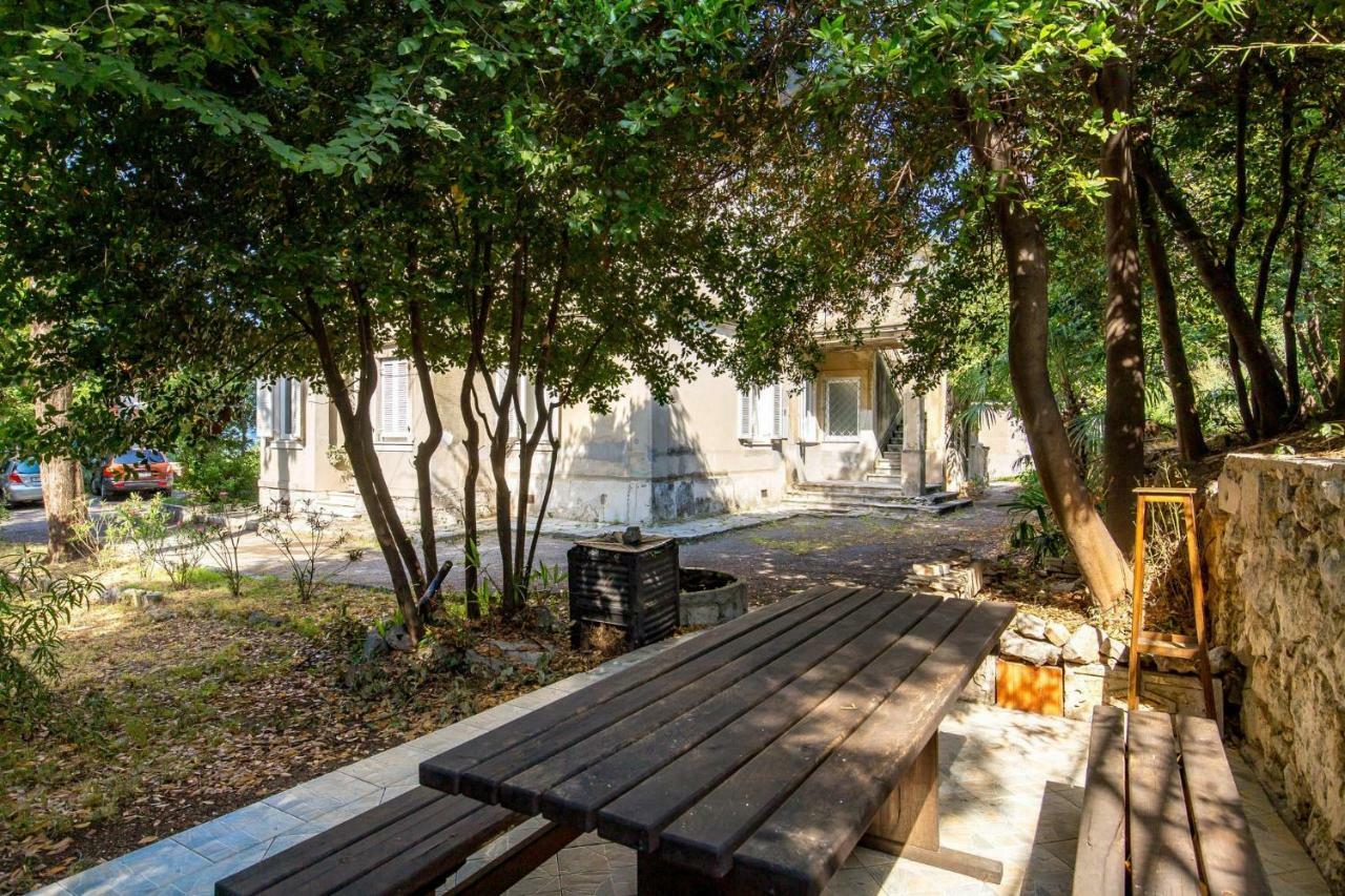 Apartman Villa Carolina 里耶卡 外观 照片
